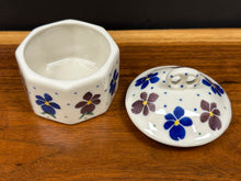 Load image into Gallery viewer, Ring, Trinket Box - Early Pansies
