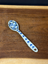 Load image into Gallery viewer, Spoon, Small, 5.25&quot; - Silver Lace
