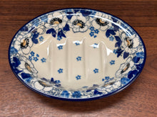 Load image into Gallery viewer, Soap Dish, Oval 5.5” - White Poppy
