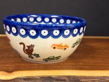 Load image into Gallery viewer, Bowl, Kalich 13 cm - Cars &amp; Cats

