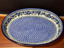 Load image into Gallery viewer, Baker, Oval 13.75&quot; - 3Qt - Winter Viola
