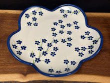 Load image into Gallery viewer, Plate, Flower Shape 9.5”
