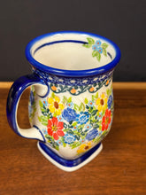 Load image into Gallery viewer, Mug, Pedestal 12 oz - Sunny Bouquet
