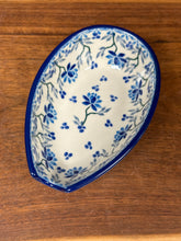 Load image into Gallery viewer, Spoon Rest - Clover Fields
