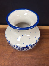 Load image into Gallery viewer, Vase, Fluted Bubble - Blue Ivy
