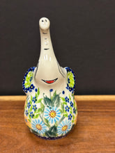 Load image into Gallery viewer, Elephant Ring Holder, Kalich - Blue &amp; Yellow Gerbers
