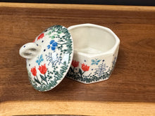 Load image into Gallery viewer, Trinket Box - Tulip Horizon
