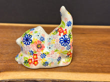 Load image into Gallery viewer, Kitten Ring Holder, Large - VC392
