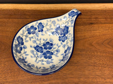 Load image into Gallery viewer, Ladle Rest 4.5” - Timeless Blue
