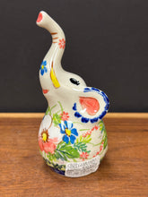 Load image into Gallery viewer, Elephant Ring Holder, Kalich - Blushing Blooms
