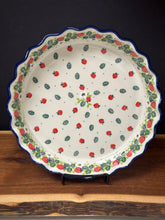 Load image into Gallery viewer, Pie Plate, Fluted 10" - Strawberry Fields

