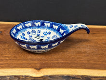 Load image into Gallery viewer, Ladle Rest 4.5” - Boo Boo Kitty
