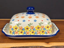 Load image into Gallery viewer, Butter/Cream Cheese Dish - Buttercup
