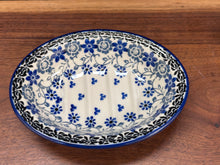 Load image into Gallery viewer, Soap Dish, Oval 5.5” - Silver Lace
