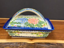 Load image into Gallery viewer, Butter Dish, Deep Kalich - Hydrangea
