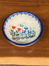 Load image into Gallery viewer, Bowl, Prep/Soy - Tulip Horizon
