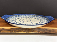 Load image into Gallery viewer, Platter, Round w/ Handles, 11.75&quot; - Silver Lace
