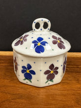 Load image into Gallery viewer, Ring, Trinket Box - Early Pansies
