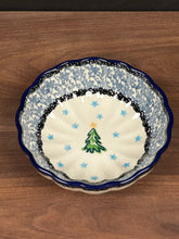Load image into Gallery viewer, Bowl, Scalloped 4.5&quot; - Evergreen
