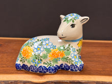 Load image into Gallery viewer, Lamb, Figurine - Wisp
