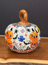 Load image into Gallery viewer, Pumpkin, Unikat Kalich - Stacked Two High
