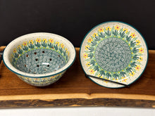 Load image into Gallery viewer, Berry Bowl w/ Saucer , 8&quot;W - Daffodil
