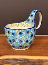 Load image into Gallery viewer, Bowl, Loop Handle Soup - U4929
