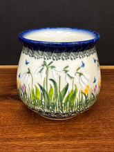 Load image into Gallery viewer, Mug, Pre-Owned Bubble Kalich 8 oz - Snow Drop
