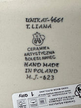 Load image into Gallery viewer, Platter, Oval Scalloped Edge - U4661
