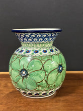 Load image into Gallery viewer, Vase, Bubble 4.25” - U408A - U4
