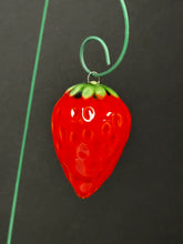 Load image into Gallery viewer, Plant stem - Strawberry Hanging on Wire Stem
