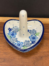Load image into Gallery viewer, Ring Holder - Flower Works
