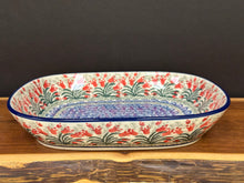 Load image into Gallery viewer, Baker, Oblong 9" x 10.25" 1.62Qt. - Crimson Bells
