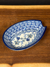 Load image into Gallery viewer, Spoon Rest - Denim Daisy
