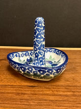 Load image into Gallery viewer, Ring Holder - Huckleberry/ 2nd Quality

