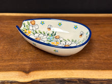 Load image into Gallery viewer, Spoon Rest - Daisy Chain
