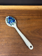 Load image into Gallery viewer, Spoon, Medium 6.25” - Winter VIola

