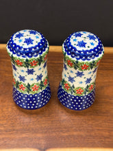 Load image into Gallery viewer, Salt &amp; Pepper Set, Tall Kalich - Christmas Traditions
