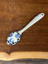 Load image into Gallery viewer, Spoon, Small, 5.25&quot; - Silver Lace
