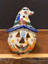 Load image into Gallery viewer, Pumpkin, Jack O'Lantern Kalich - Wizard in the Haunted Patch
