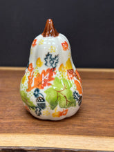 Load image into Gallery viewer, Gourd, Tiny - VU497
