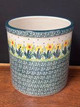 Load image into Gallery viewer, Wine Crock/ Utensil Holder 5.5&quot;
