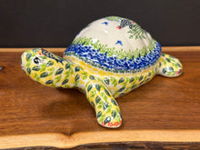 Load image into Gallery viewer, Turtle Figurine, Kalich - Cackles
