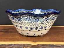 Load image into Gallery viewer, Bowl, Wavy Edge 8&quot; - Silver Lace
