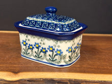 Load image into Gallery viewer, Trinket Box, Rectangular - Blue Spring Daisy
