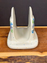 Load image into Gallery viewer, Napkin Holder, 4.75&quot; x 6.75&quot;L - Spring Viola
