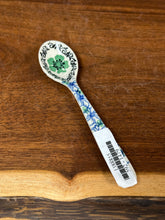 Load image into Gallery viewer, Spoon, Small, 5.25&quot; - Kiwi
