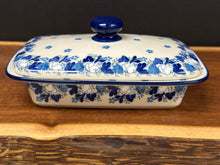 Load image into Gallery viewer, Butter Dish 6.5” - White Poppy

