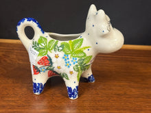 Load image into Gallery viewer, Creamer, Cow - Strawberries
