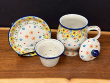 Load image into Gallery viewer, Mug, Tea w/Infuser - Buttercup
